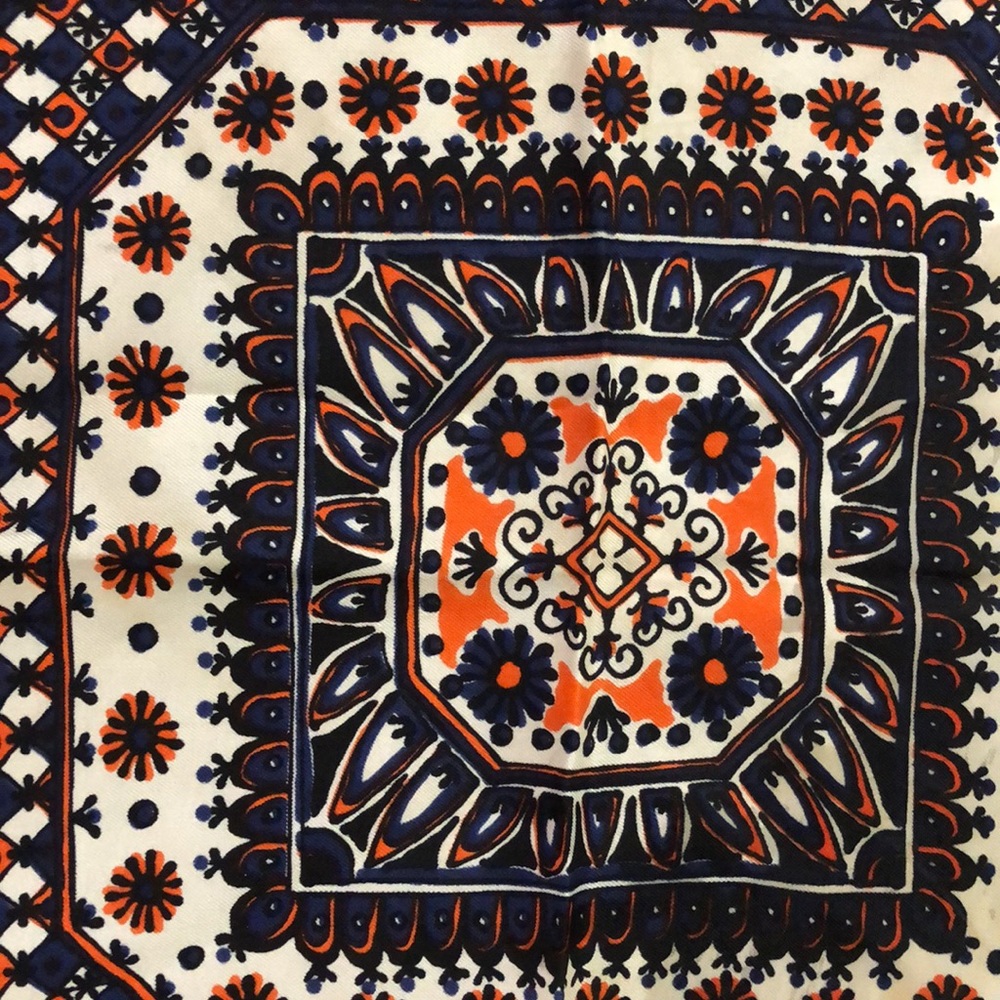 PIERRE BACCARA PARIS Vintage Silk Scarf - Picture 3 of 8